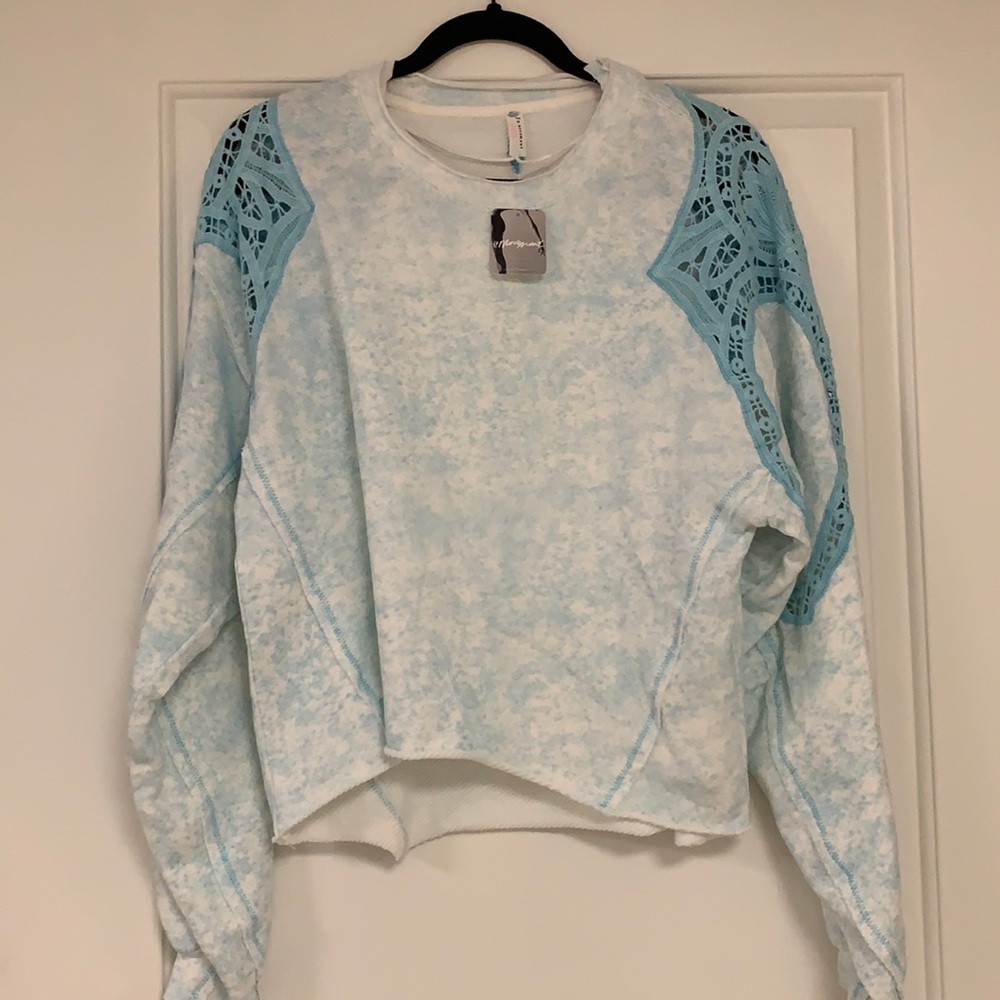 Sweat shirt